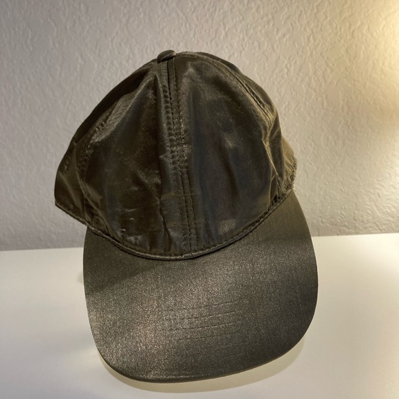 Hat - Picture 1 of 3